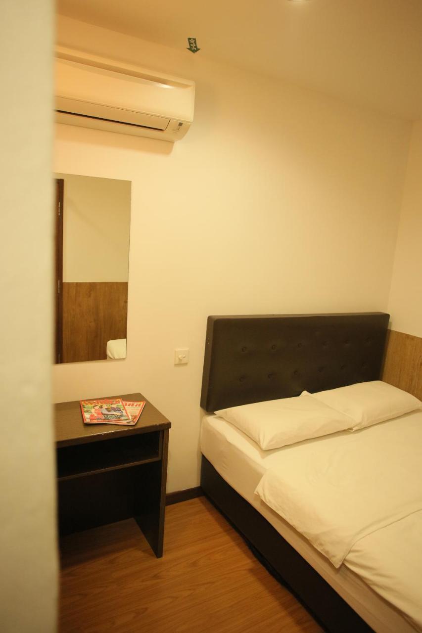 N K Hotel Muar Eksteriør bilde