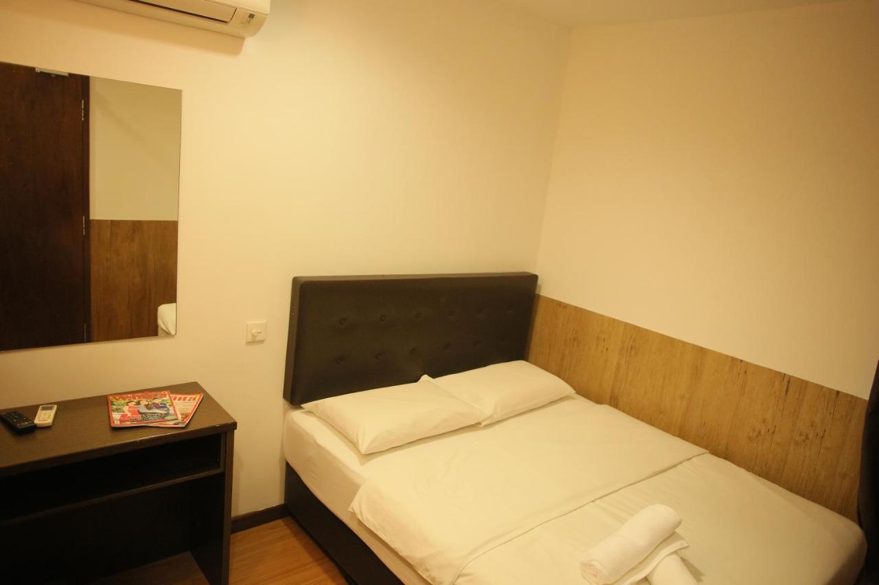 N K Hotel Muar Eksteriør bilde
